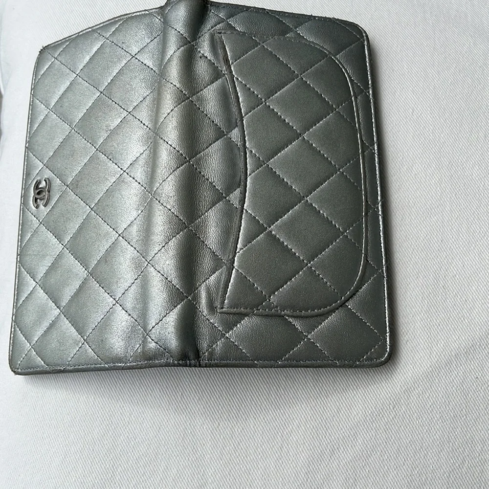 Chanel Silver leather wallet